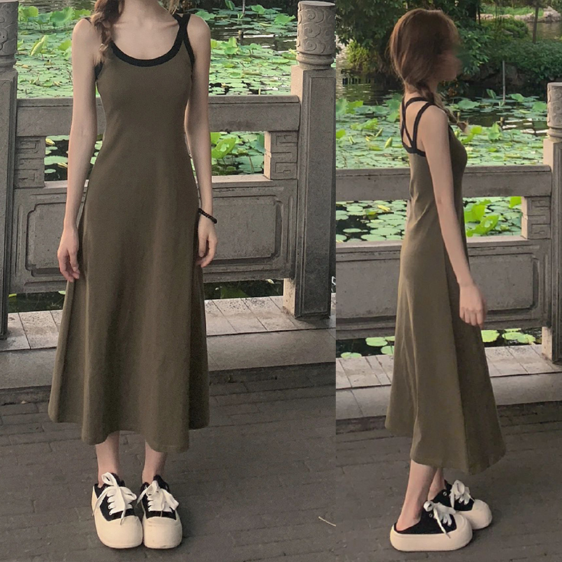 Váy hai dây nhỏ cao cấp mùa hè 2023 kiểu dáng mới eo thon kiểu Pháp